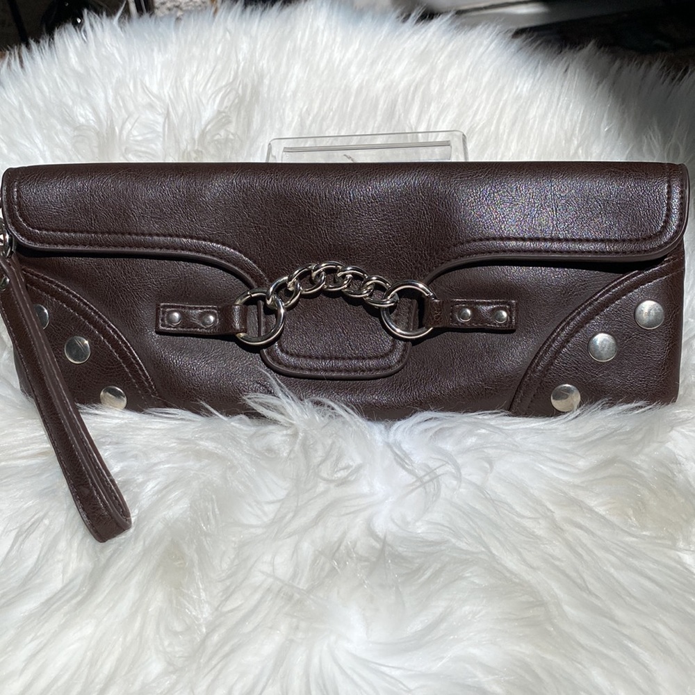 🤎🤎WRISTLET BROWN W/SILVER TONE HARDWARE🤎🤎